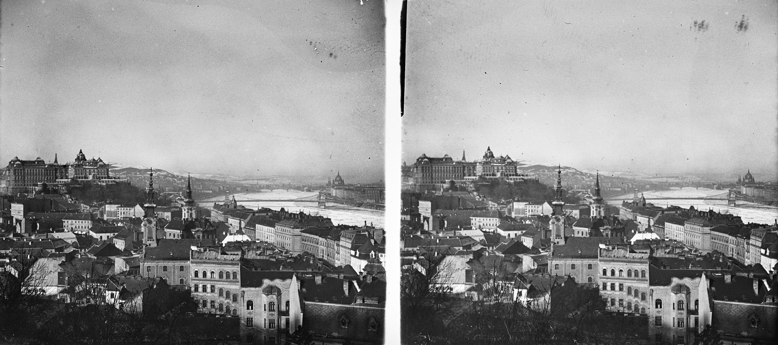 Hungary, Budapest I., kilátás a Gellérthegyről a Királyi Palota (később Budavári Palota) és a Széchenyi Lánchíd felé., 1930, Kárpáti György Mór, stereophoto, Budapest, Fortepan #185981