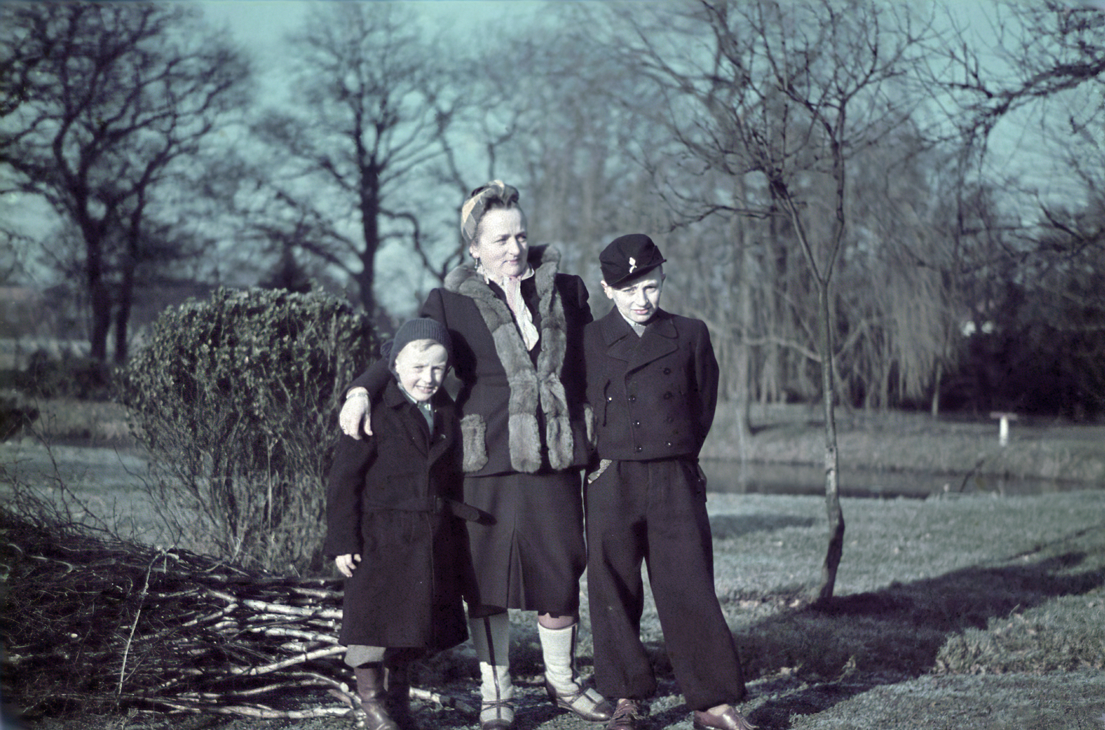 1942, Fortepan/Album044, colorful, boys, fur, mother, Fortepan #186102