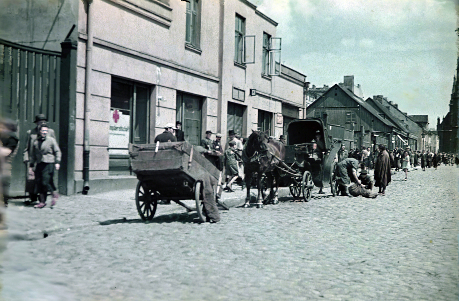 Poland, Łódź, 1942, Fortepan/Album044, handbarrow, street view, coach, Fortepan #186131