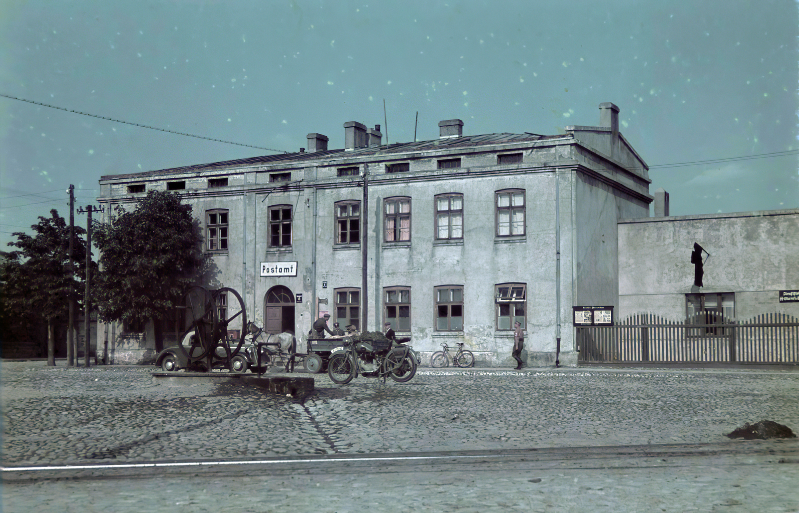 Poland, Tuszyn, plac Reymonta., 1942, Fortepan/Album044, motorcycle, Fortepan #186235