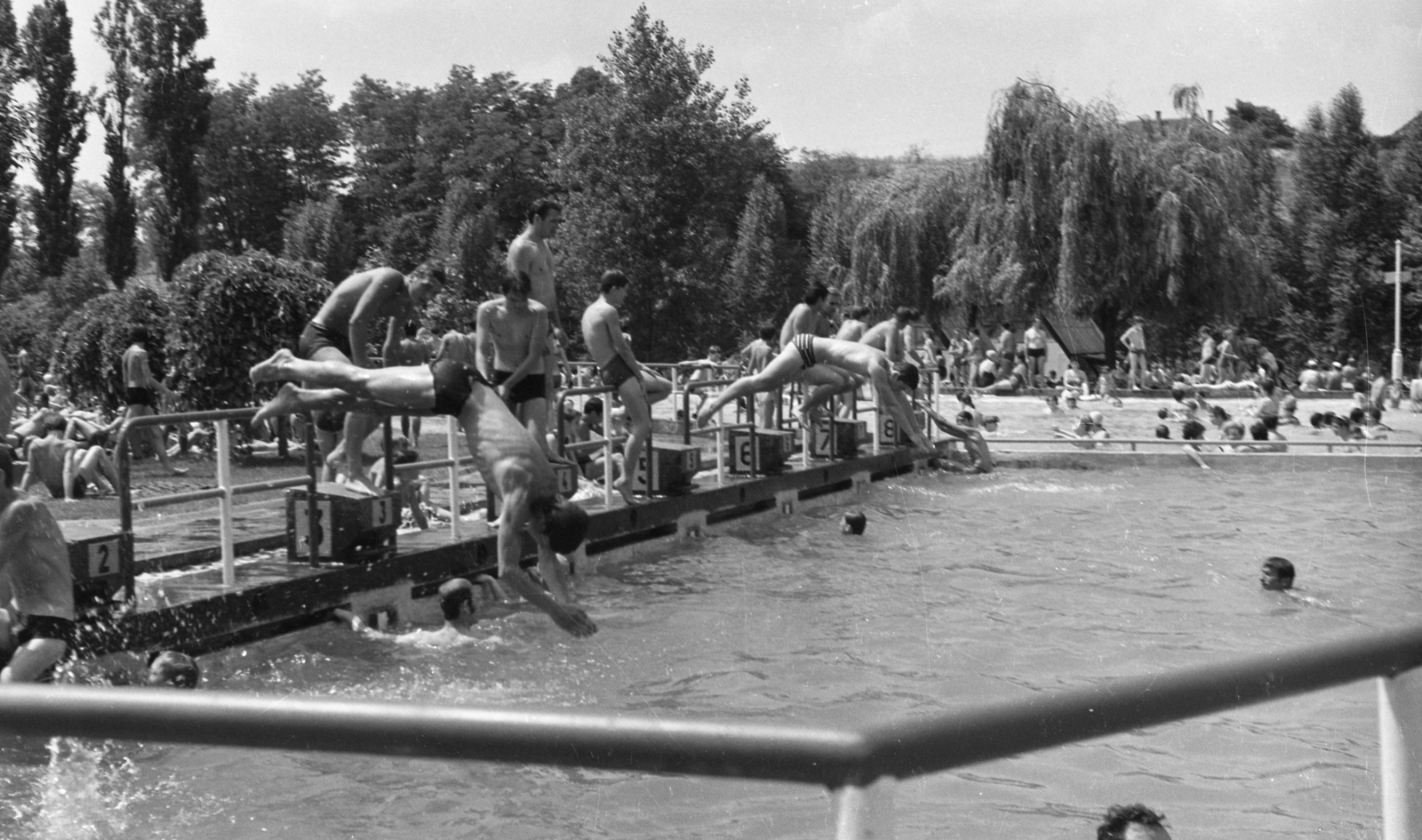 Magyarország, Budapest XXI., Hollandi út 14., Csepeli Strand., 1973, Gulyás Zsuzsa, Budapest, Fortepan #186425