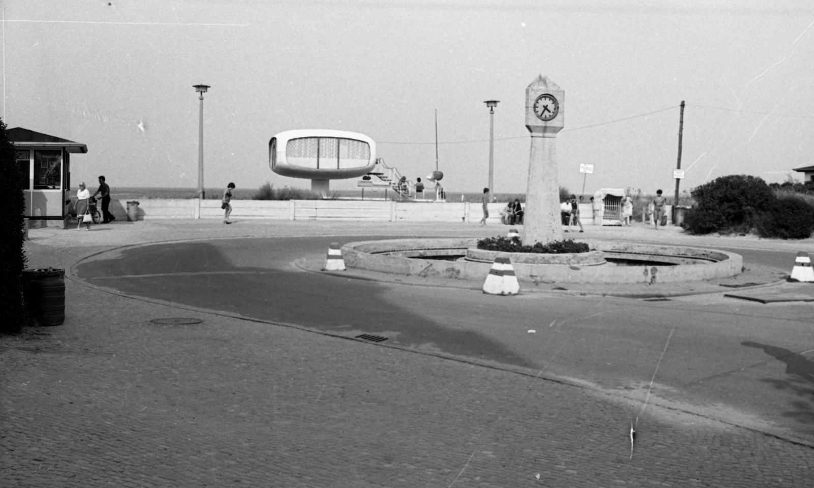 Germany, untitled, mentő torony (Rettungsturm) a strandon., 1980, Gulyás Zsuzsa, GDR, Fortepan #186442