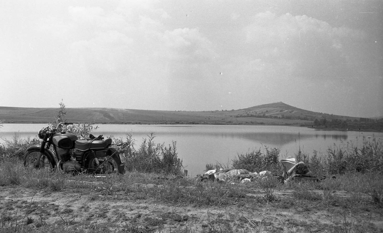 1966, Gulyás Zsuzsa, vízpart, pihenés, Fortepan #186540