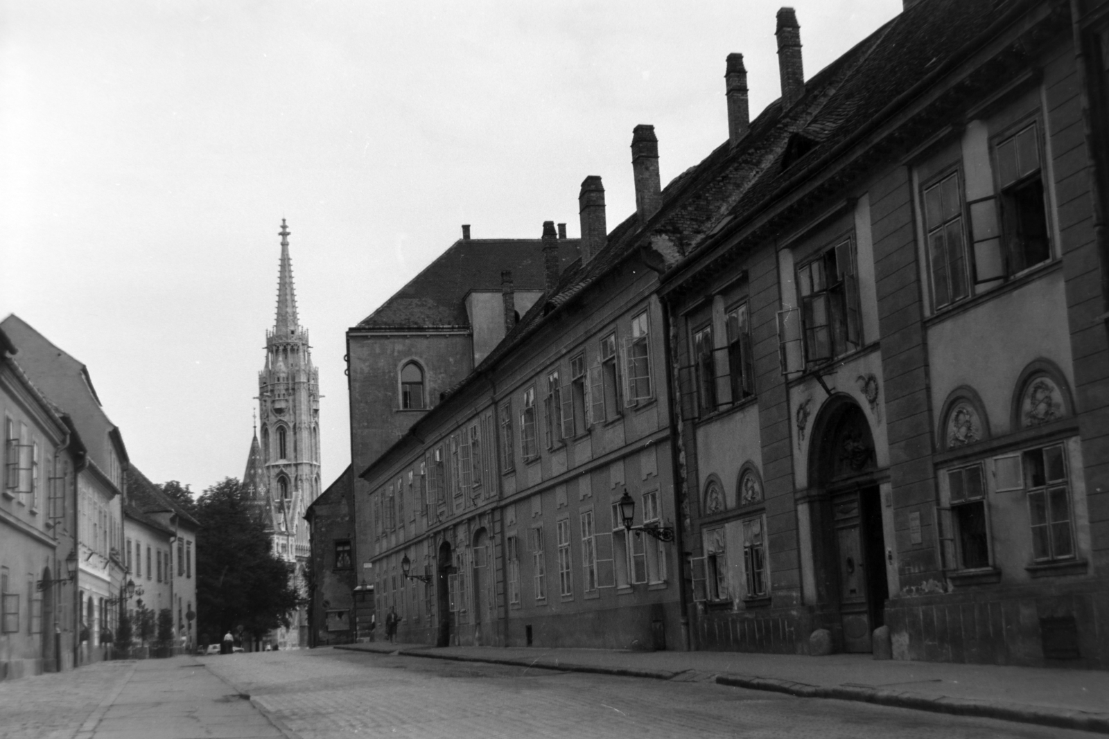 Hungary, Budapest I., Fortuna utca a Hess András tér és a Mátyás-templom felé nézve., 1962, Fortepan/Album037, Budapest, Fortepan #186706