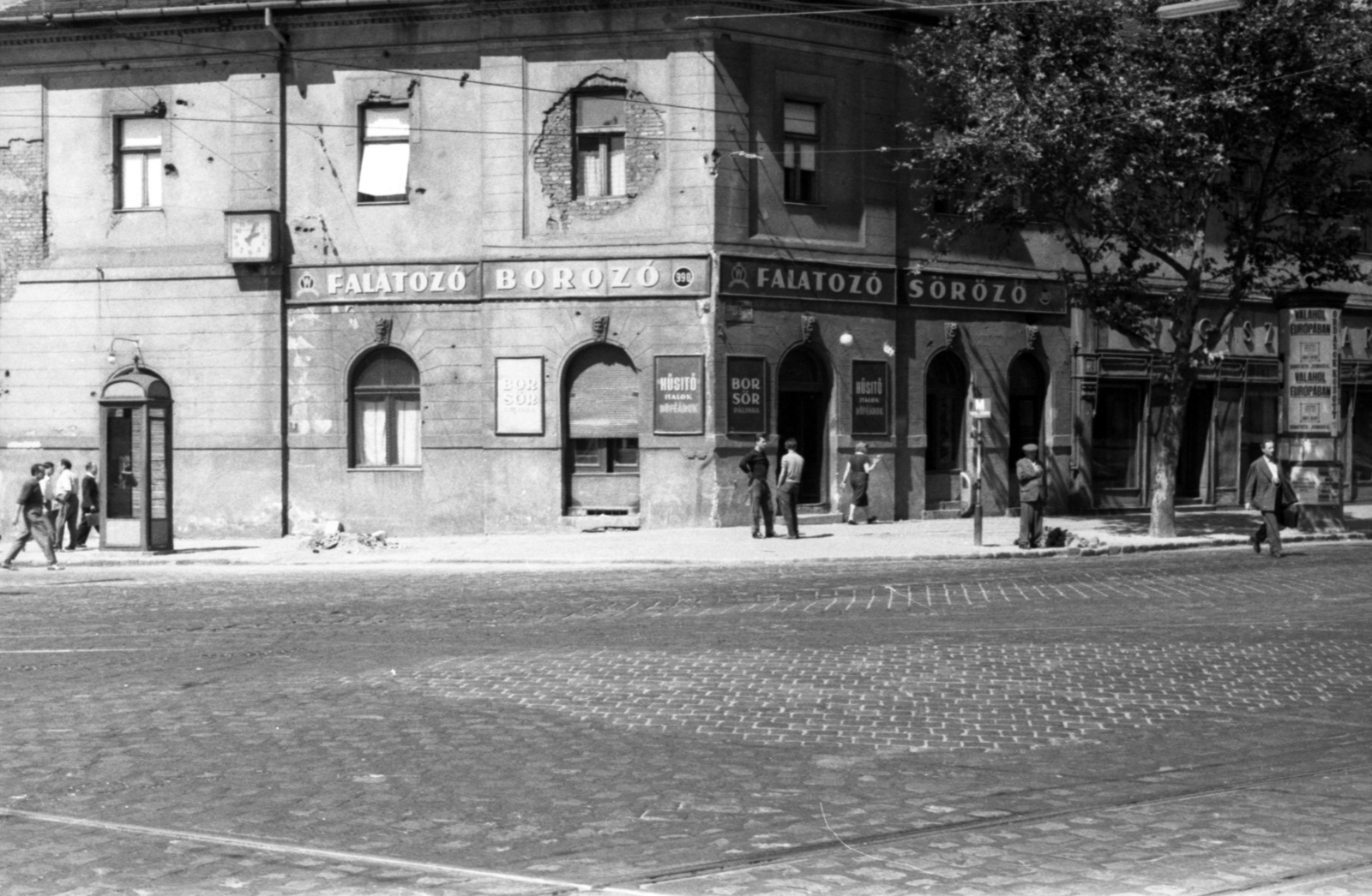Hungary, Budapest IX., Haller (Hámán Kató) utca 44., balra a Mester utca. A kép forrását kérjük így adja meg: Fortepan / Budapest Főváros Levéltára. Levéltári jelzet: HU.BFL.XV.19.c.10, 1965, Budapest Főváros Levéltára / BRFK helyszínelési fényképei, BRFK Hivatala Bűnügyi Technikai Osztály, Budapest, Fortepan #187136
