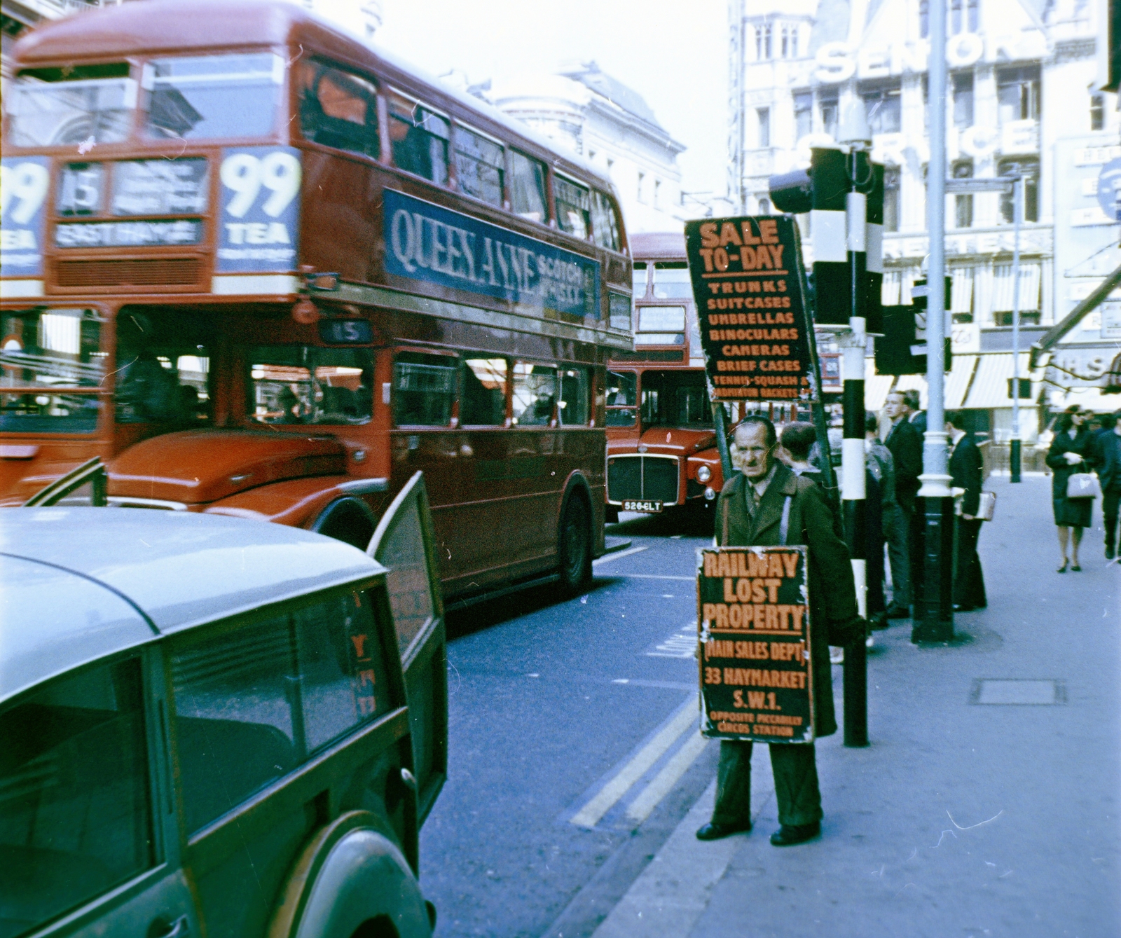 Egyesült Királyság, London, Haymarket a Coventry Street felé nézve., 1964, Fortepan/Album018, színes, Fortepan #187406