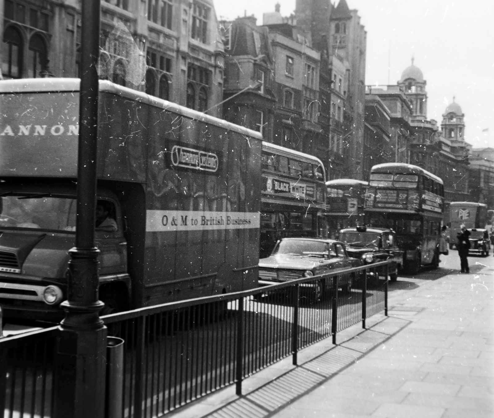 United Kingdom, London, Whitehall a Trafalgar Square felől., 1964, Fortepan/Album018, Fortepan #187413