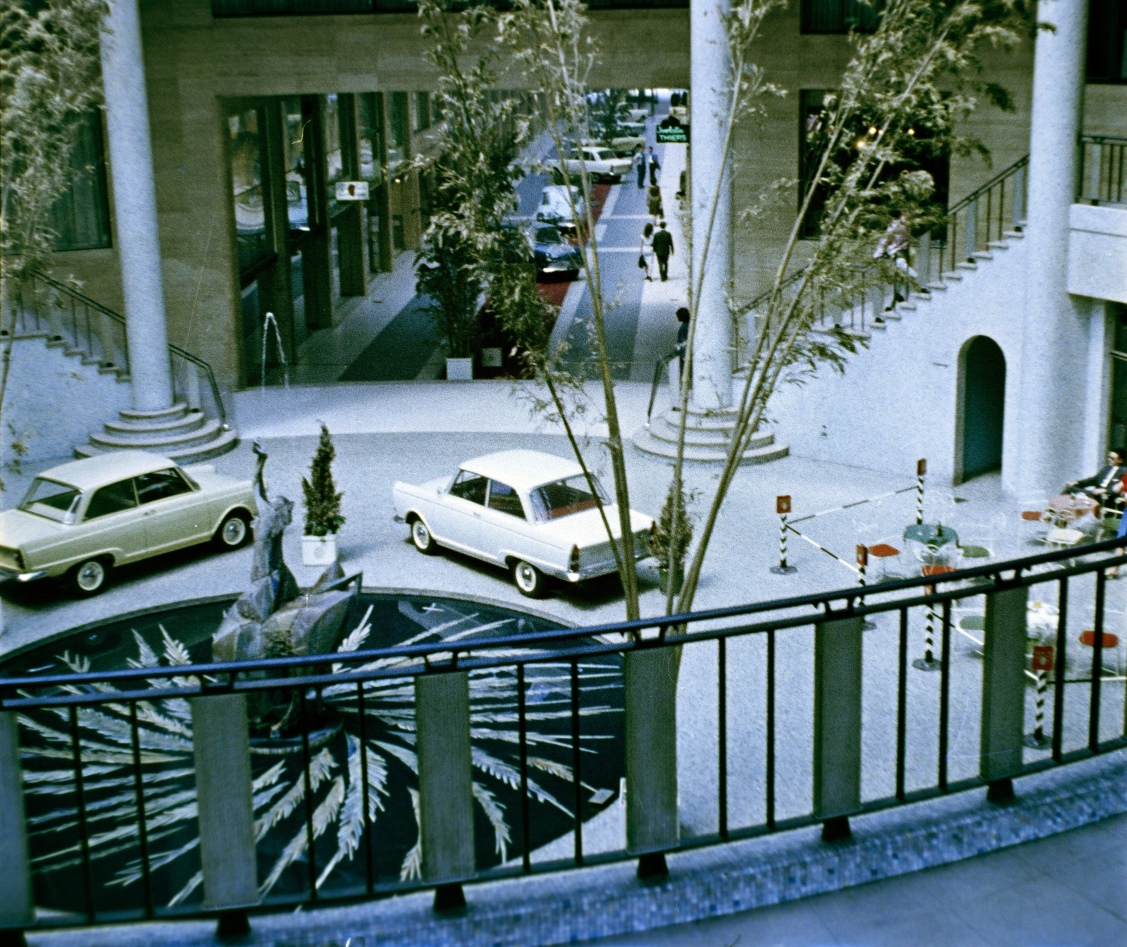 Belgium, Brüsszel, Galerie Ravenstein bevásárlóközpont., 1963, Fortepan/Album018, Fortepan #187446