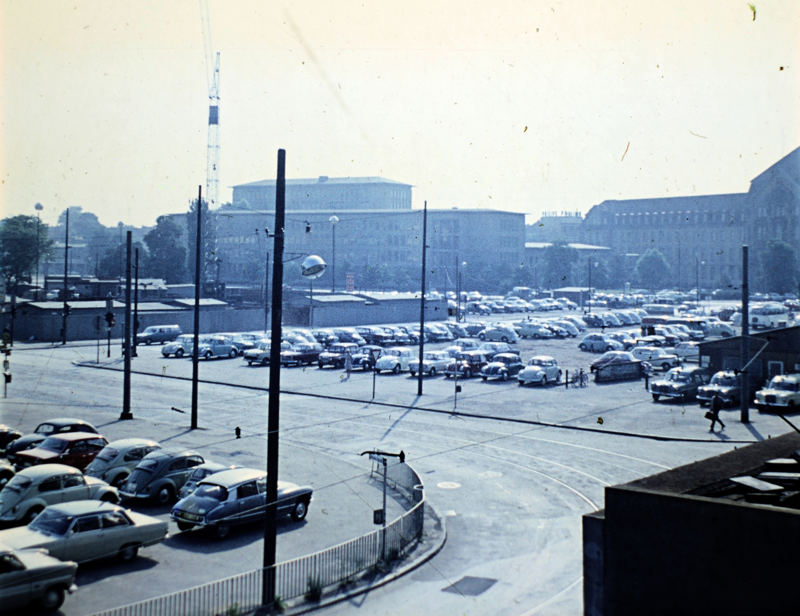 Németország, Hannover, kilátás a főpályaudvar felől a Lister Meile bevásárlóutca és a Fernroder Strasse felé., 1968, Fortepan/Album018, Fortepan #187477