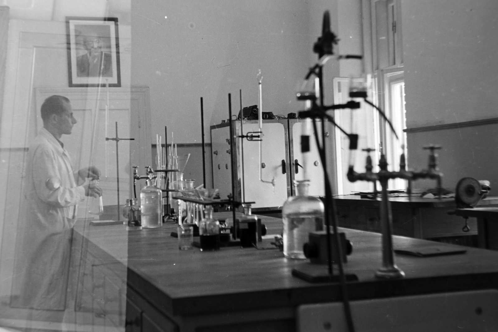 1952, Fortepan/Album018, laboratórium, rontott fotó, Fortepan #187505