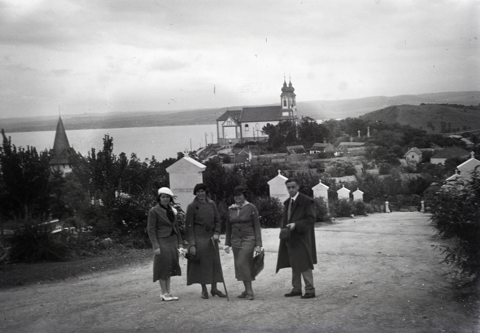Hungary,Lake Balaton, Tihany, a Bencés Apátság az Attila-dombról., 1936, Hirschler Károly, Fortepan #187582