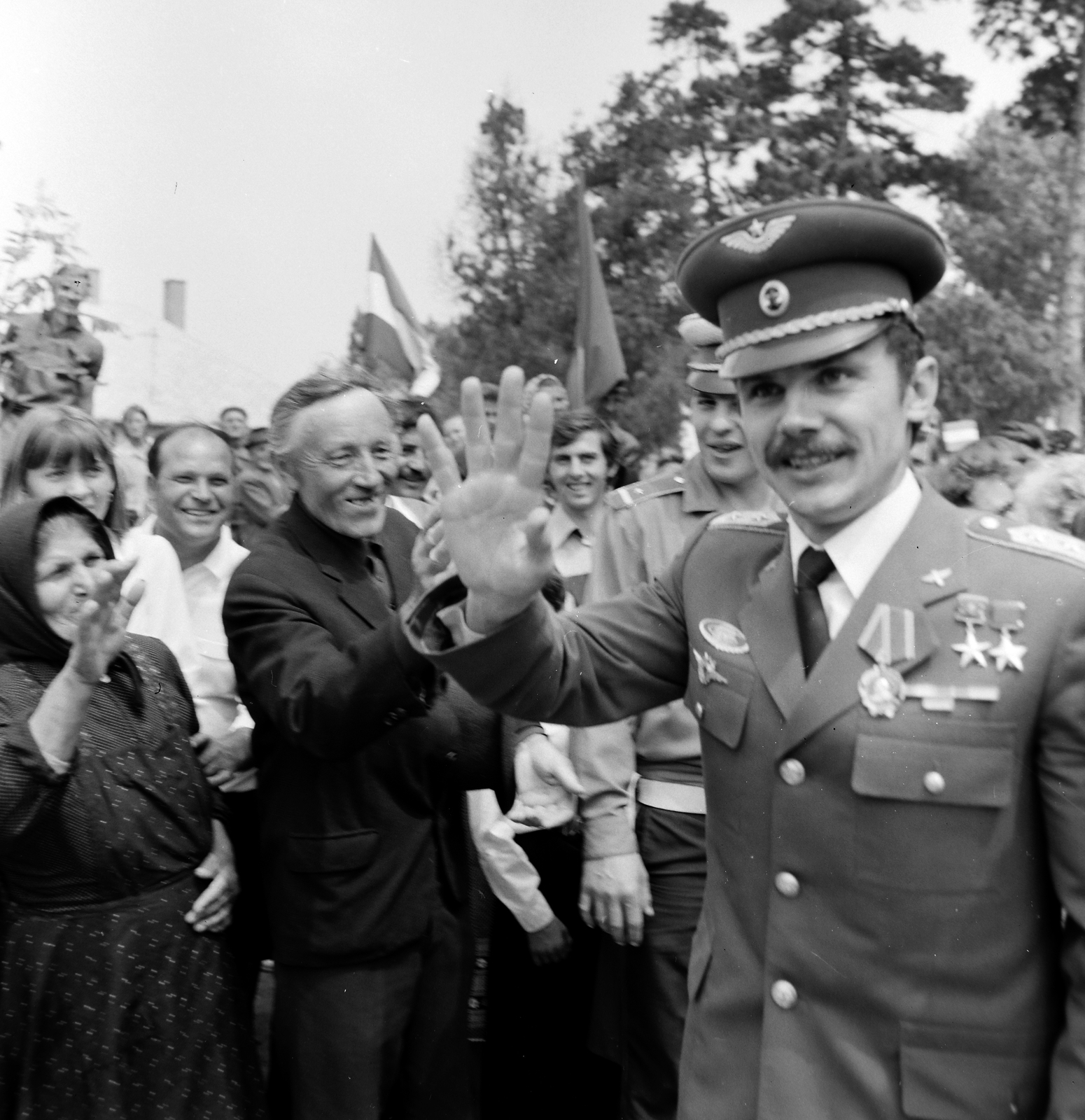 Hungary, a felvétel Farkas Bertalan űrhajós (jobbra) látogatása alkalmával készült., 1980, Szalay Béla, Fortepan #187735