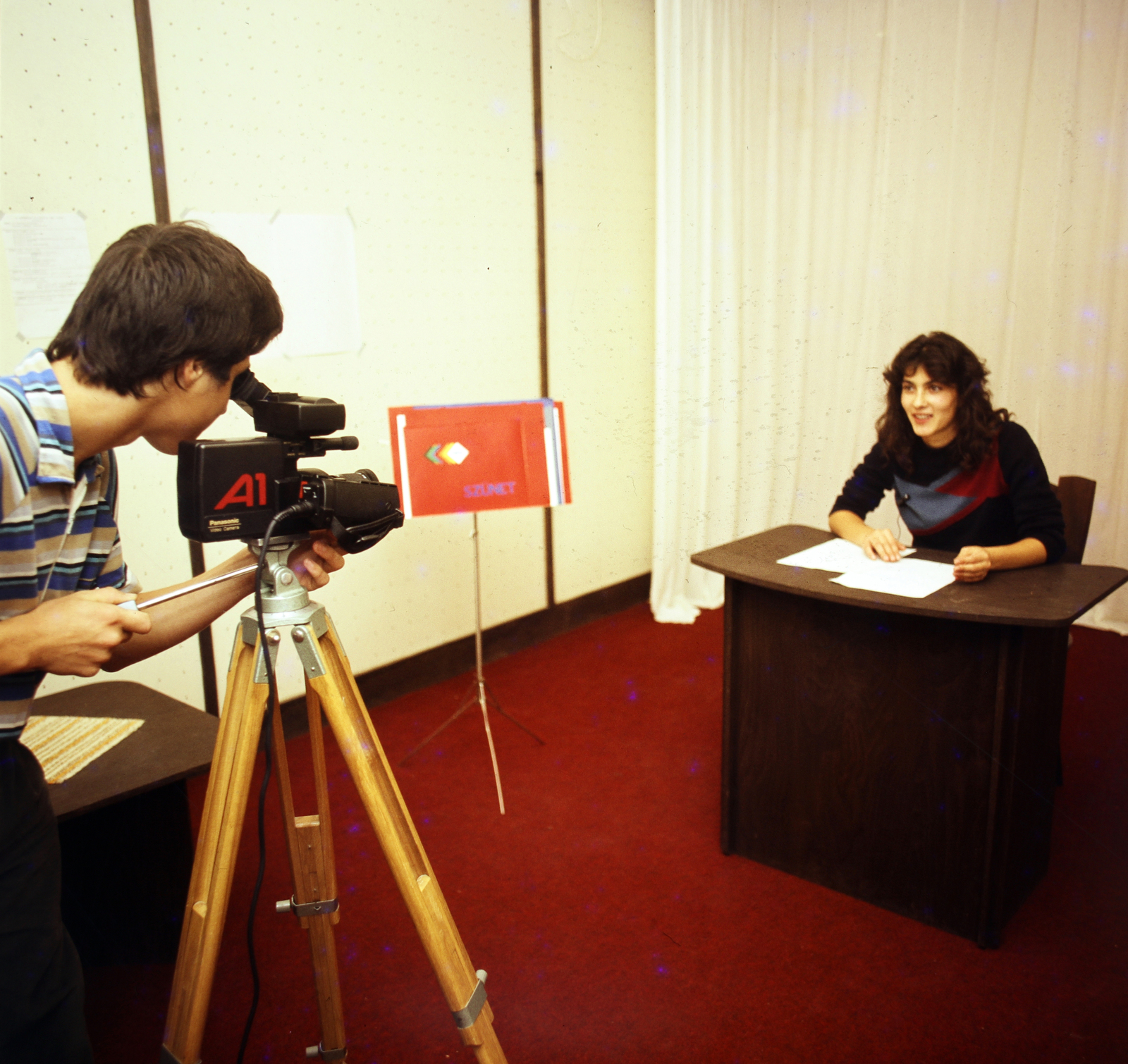 Hungary, Budapest II., Csatárka úti gyermekváros (ekkor Münnich Ferenc Nevelőotthon, ma Cseppkő Gyermekotthoni Központ), videóstúdió., 1987, Szalay Béla, Budapest, studio, Fortepan #187948