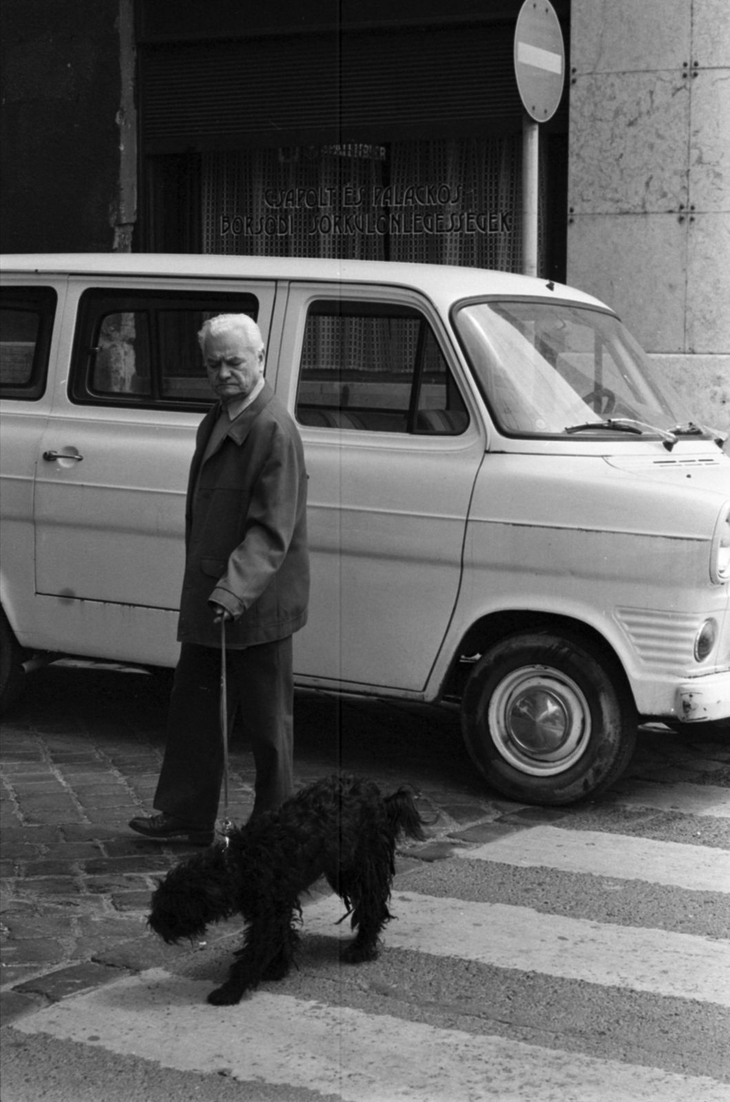 Magyarország, Budapest V., Sörház utca a Belgrád rakpartnál., 1985, Szalay Béla, Budapest, Fortepan #188172