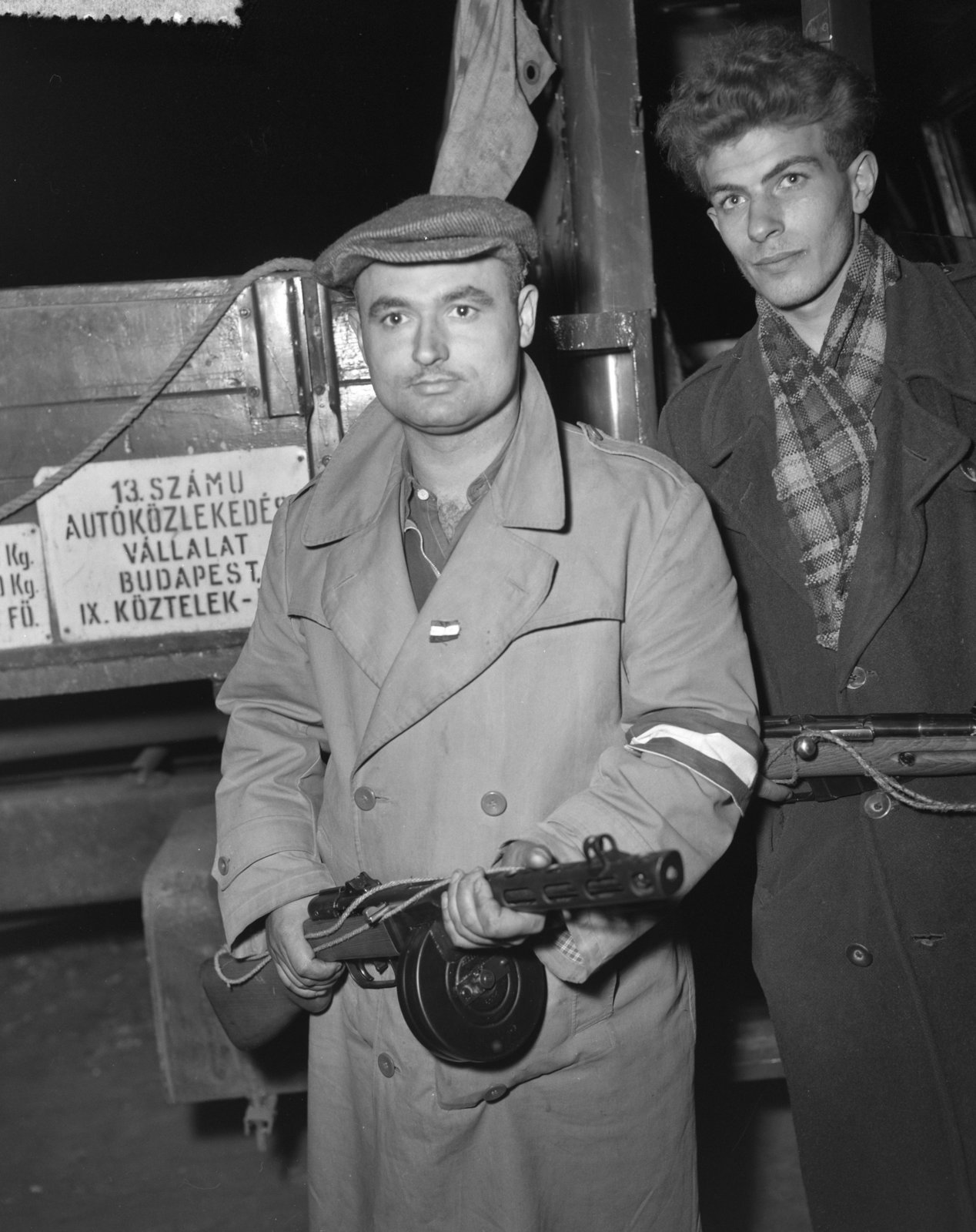 Hungary, Budapest, 1956, Spaarnestad Photo, armband, boys, posture, weapon, Fortepan #188223