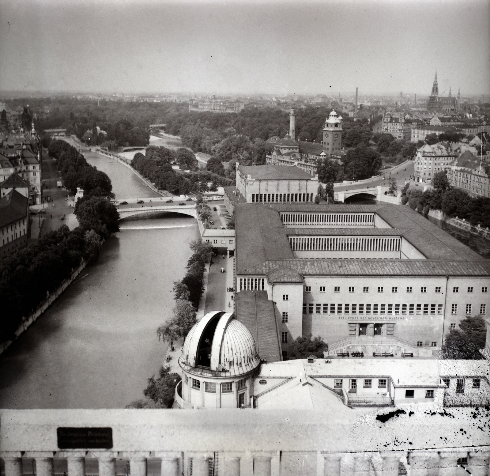 Germany, Munich, Museumsinsel, kilátás a Deutsches Museum tornyából (Museumsturm / Wetterturm)., 1936, Lőrincze Judit, Fortepan #188490