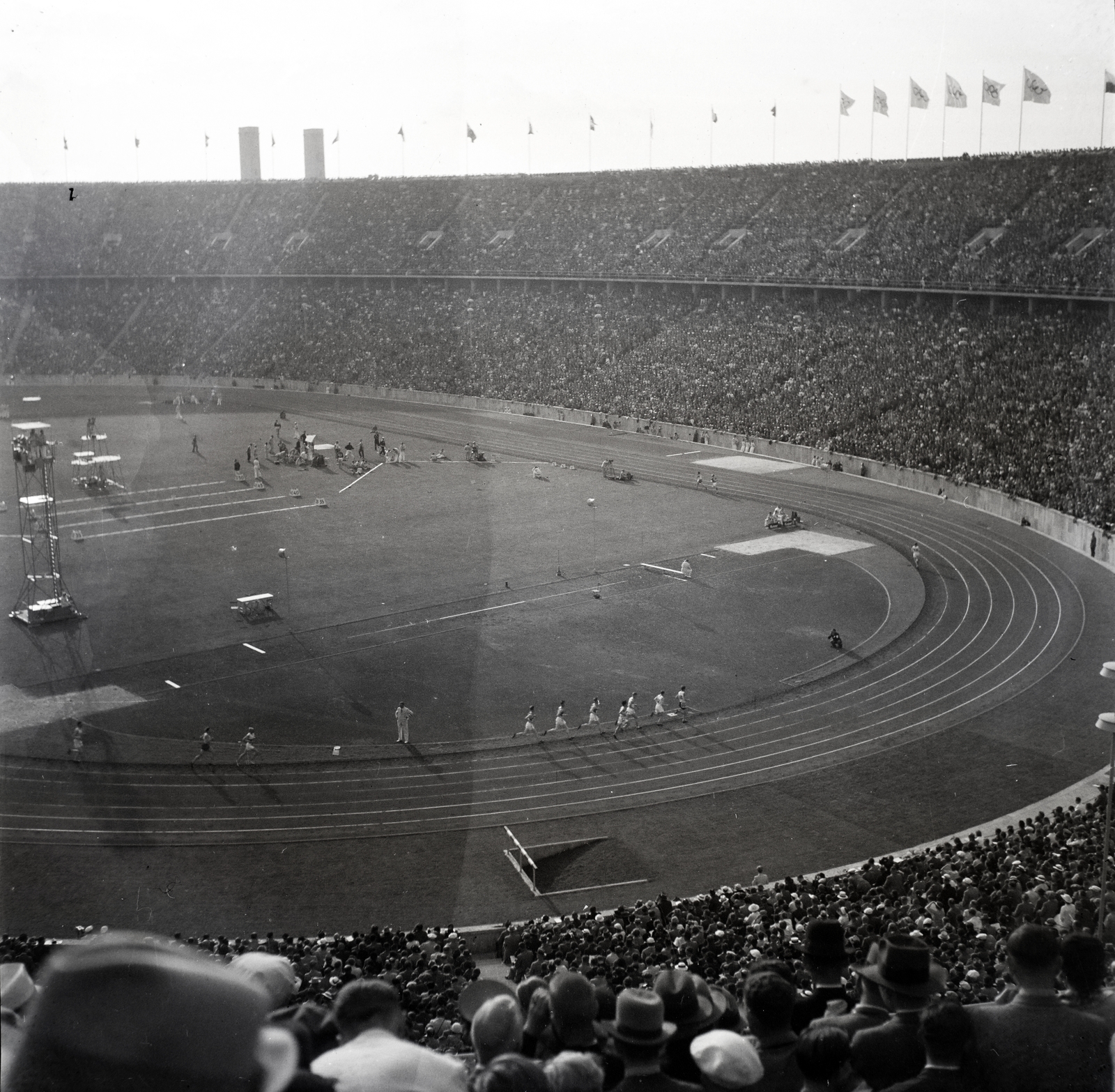 Germany, Berlin, Olimpiai Stadion, a XI. nyári olimpiai játékok alatt., 1936, Lőrincze Judit, Fortepan #188590