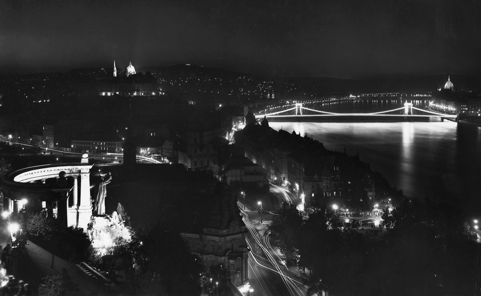 Hungary, Budapest, Esti látkép a Gellérthegyről., 1938, TEHTUBE, bridge, cityscape, night, picture, floodlighting, Fortepan #18872