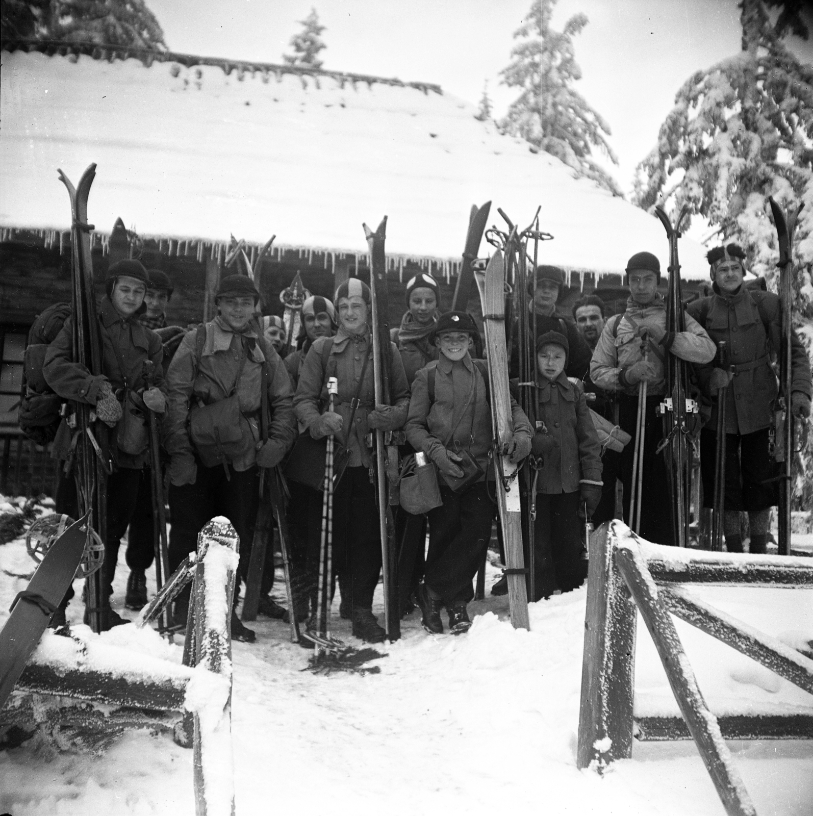 1940, Magyar Földrajzi Múzeum / Lang Sándor, skiing, Fortepan #188894
