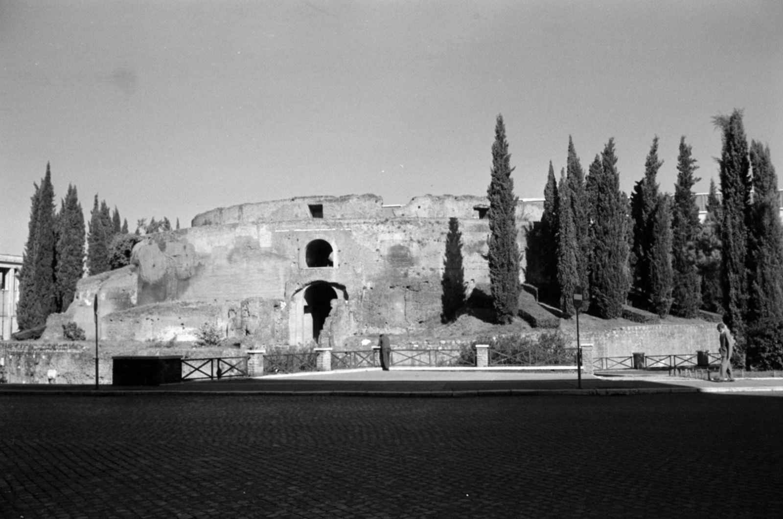 Italy, Rome, Piazza Augusto Imperatore, Augustus császár mauzóleuma., 1960, Palkó Zsolt, monument, Fortepan #189086