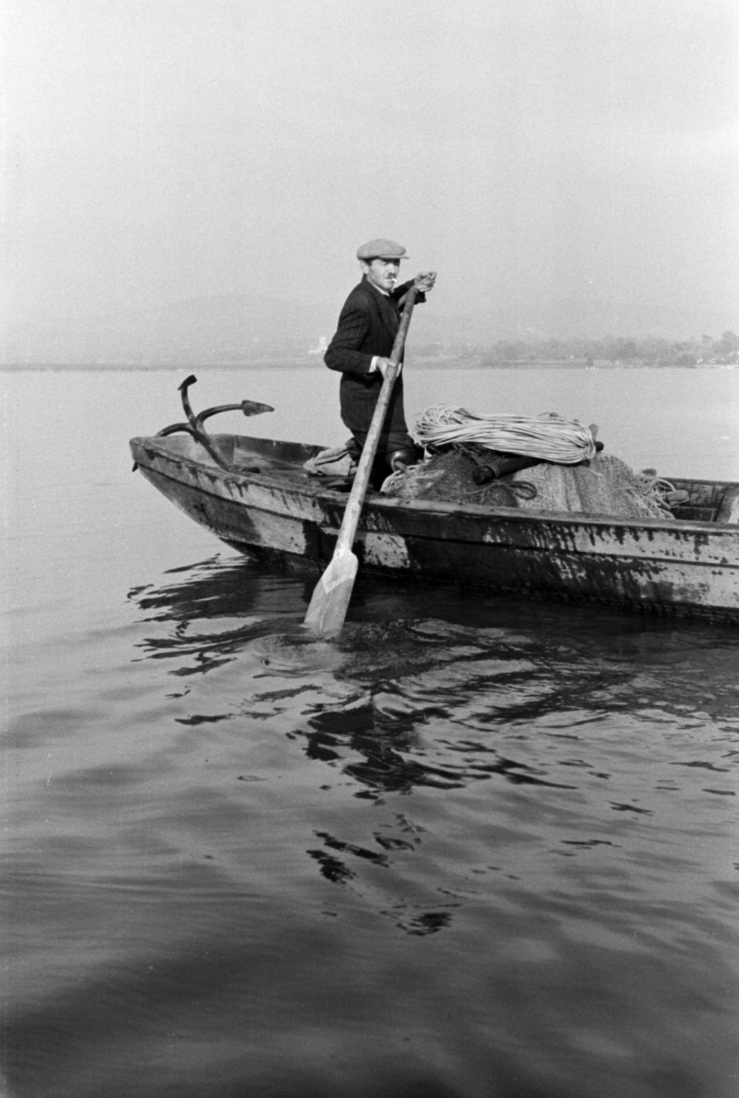 1958, Tölg Anna, fishing, boat, anchor, paddle, Fortepan #189377