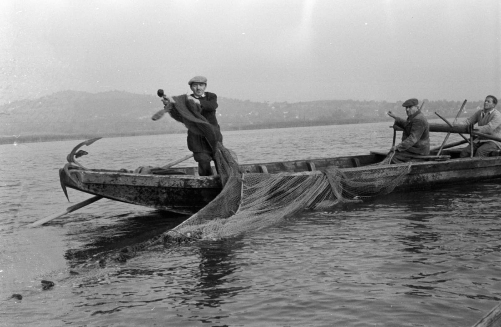 1958, Tölg Anna, halászat, halászháló, csónak, horgony, Fortepan #189380