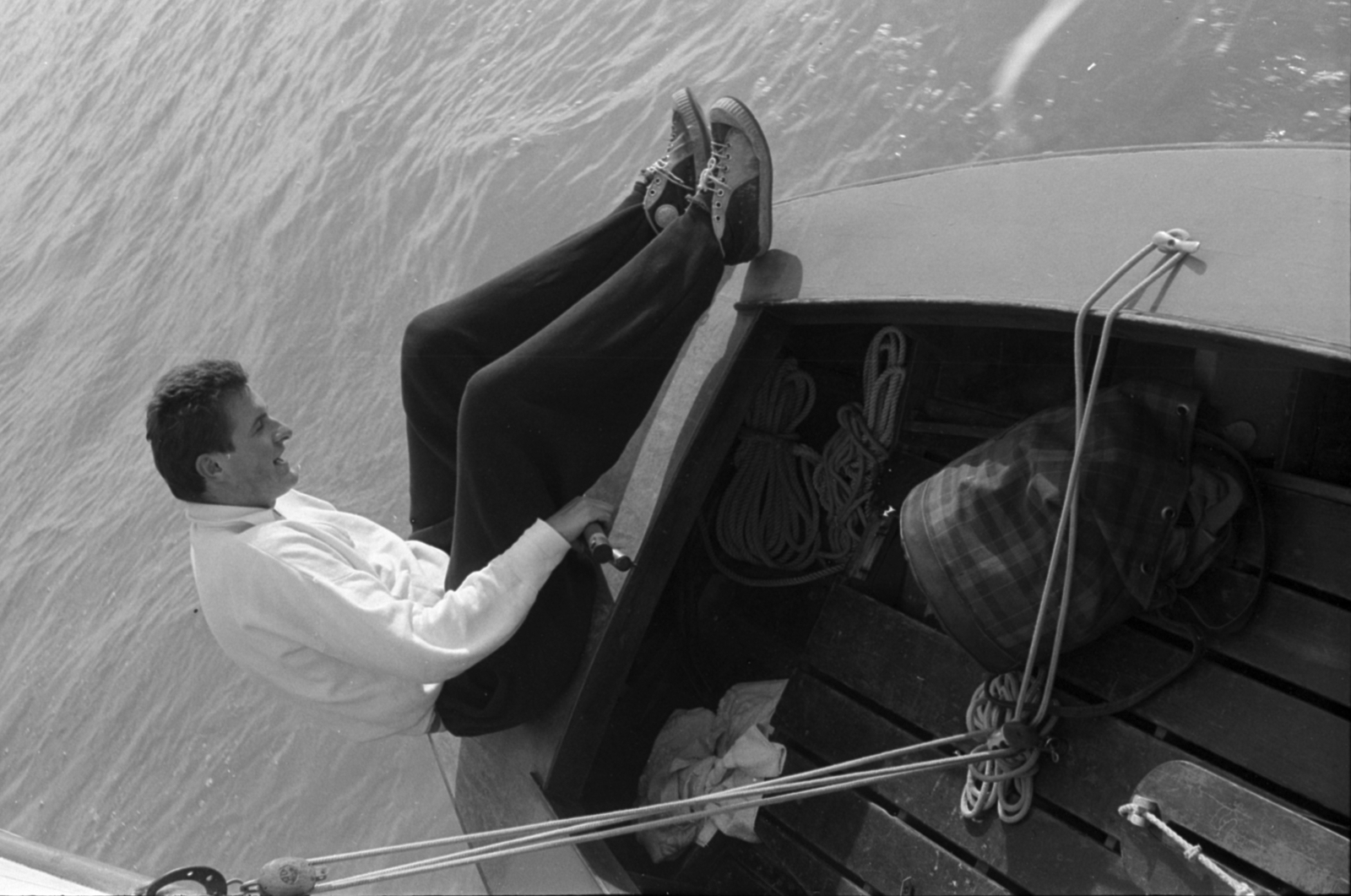1960, Tölg Anna, sport bag, rope, sailboat, man, lake, Fortepan #189588