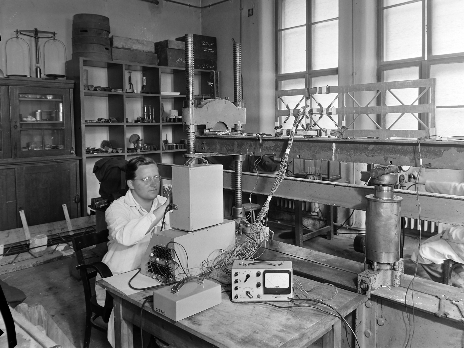 1955, UVATERV, laboratory, Fortepan #190011