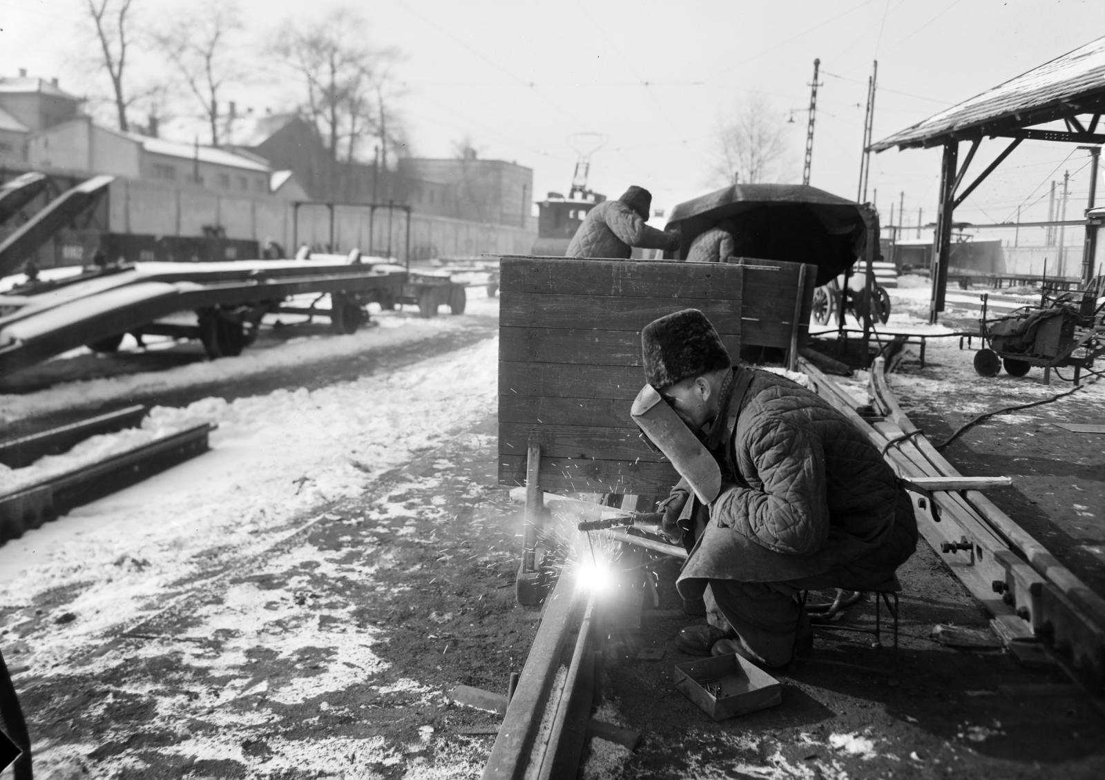 Hungary, 1955, UVATERV, tram, railroad switch, welding, track maintenance, Fortepan #190014