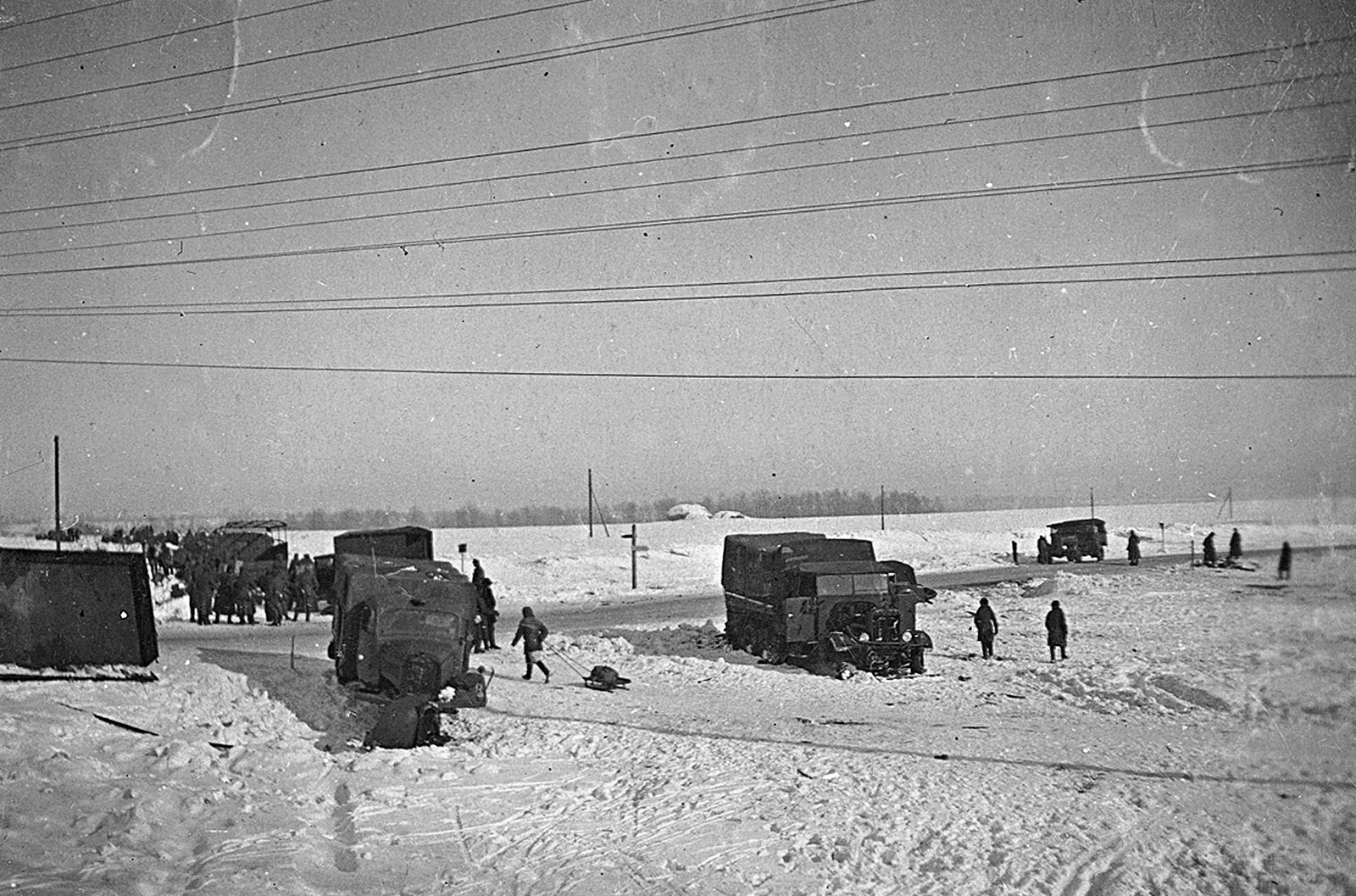 Russia, visszavonulás., 1943, Erky-Nagy Tibor, Soviet Union, eastern front, winter, commercial vehicle, second World War, wreck, Krupp L3H163, Fortepan #19006