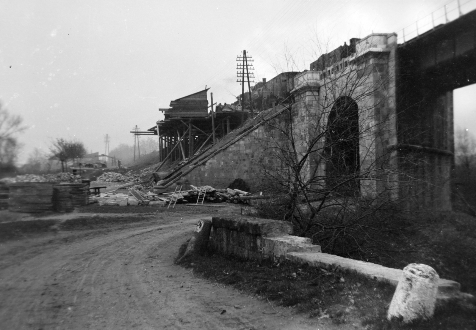 Magyarország, Zebegény, vasúti híd az Ország út (12-es főút) felett., 1941, Zagyva Tiborné, Fortepan #190267