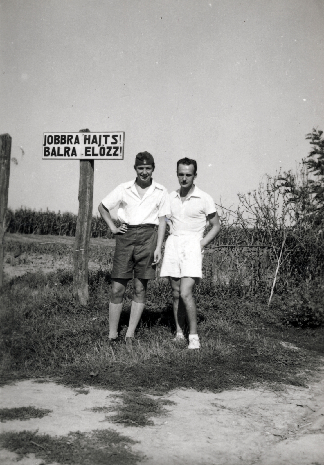 1941, Zagyva Tiborné, jobbra hajts, Fortepan #190320