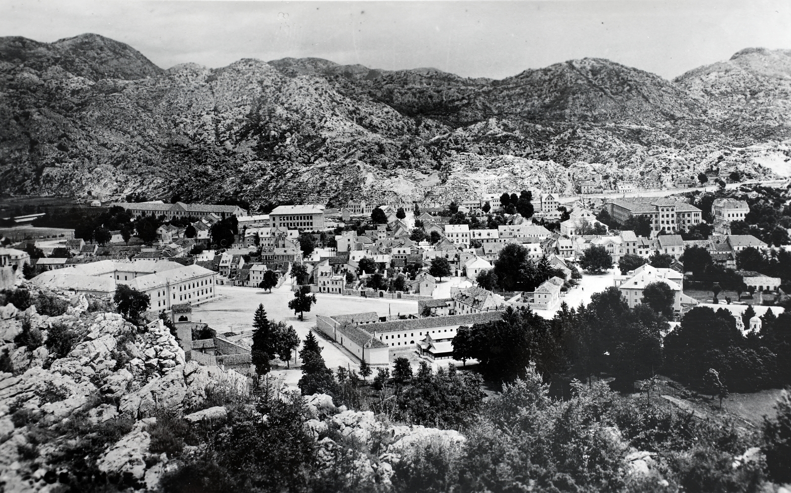 Montenegro, Cetinje, a város látképe a Lovćen hegy lejtőjéről., 1938, Kieselbach Gyula, Fortepan #191407