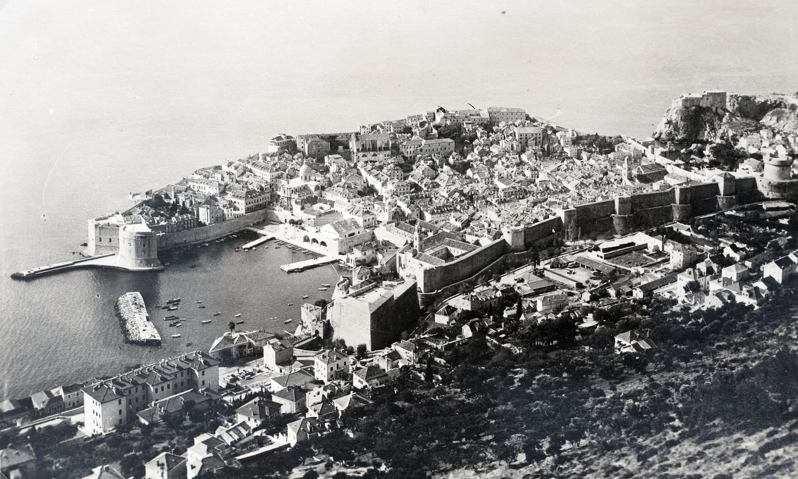 Croatia,Adriatic Sea, Dubrovnik, a város látképe kelet felől., 1938, Kieselbach Gyula, Fortepan #191421