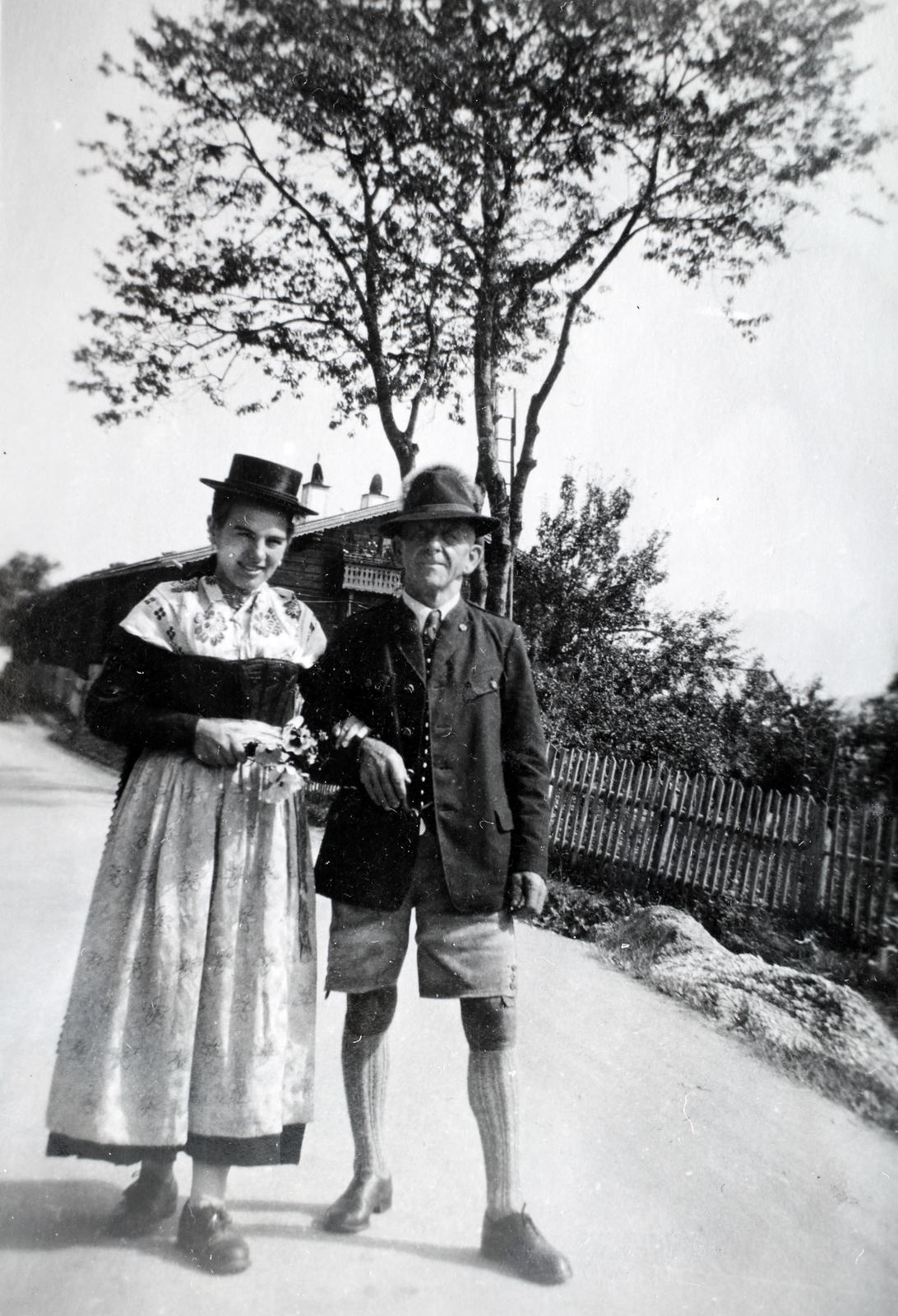 1937, Kieselbach Gyula, folk costume, Fortepan #191448