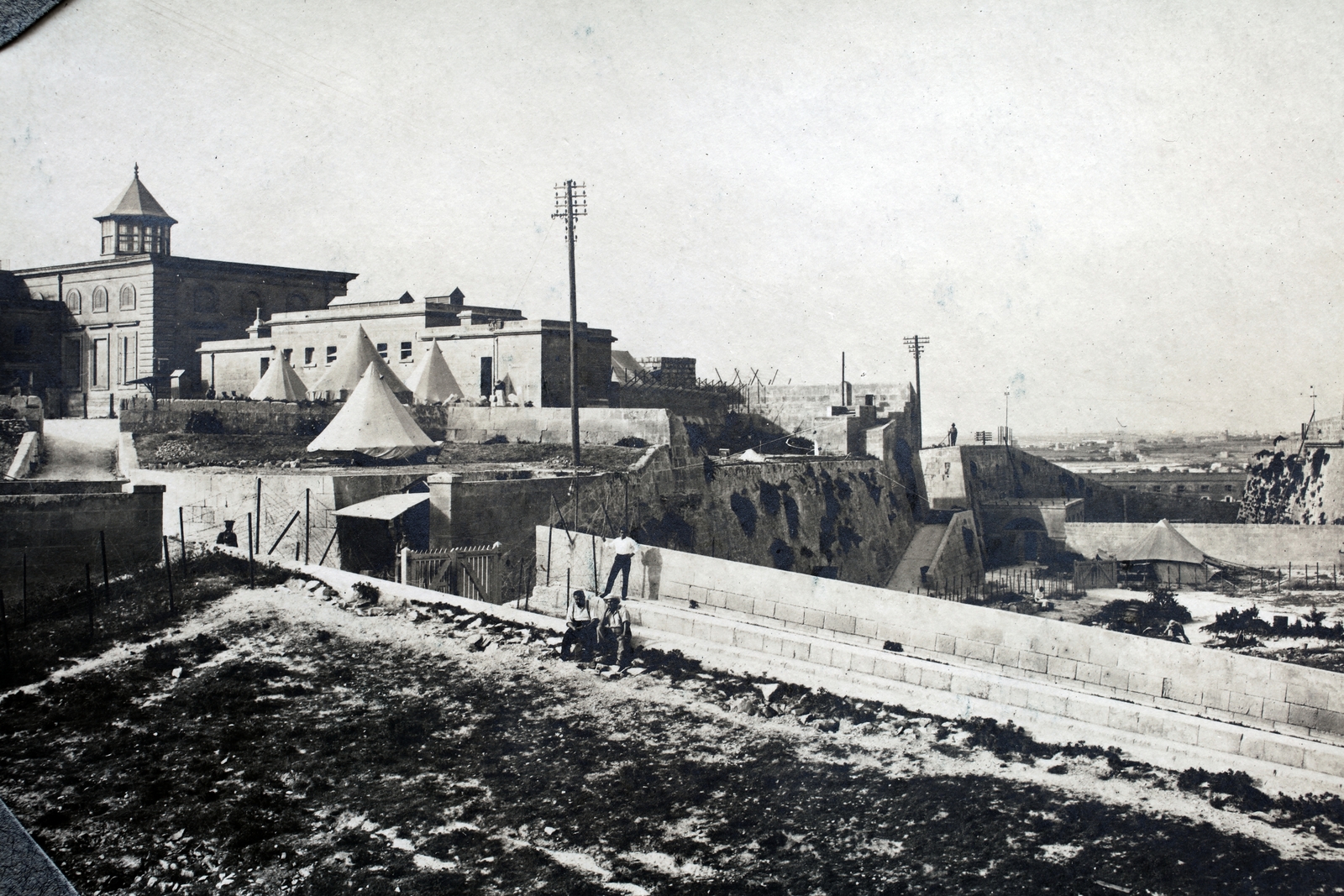 Málta, Bormla, Verdala erőd (Fort Verdala), ekkor hadifogolytábor., 1919, Kieselbach Gyula, Fortepan #191540