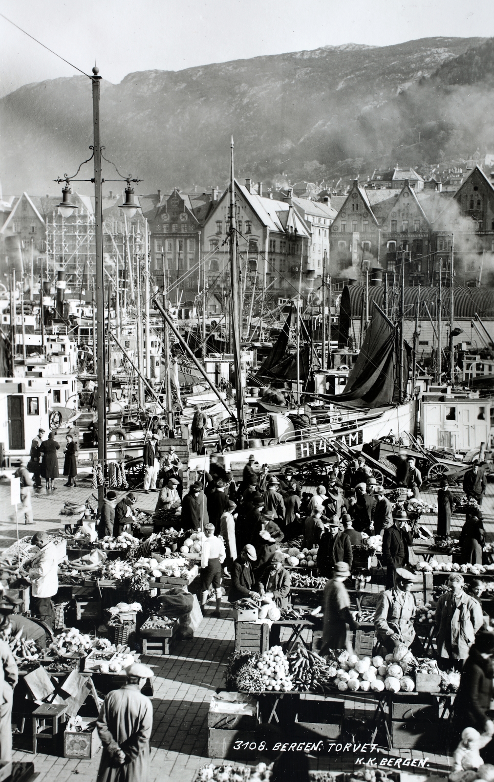 Norway, Bergen, Torget, halpiac., 1939, Kieselbach Gyula, Fortepan #191563