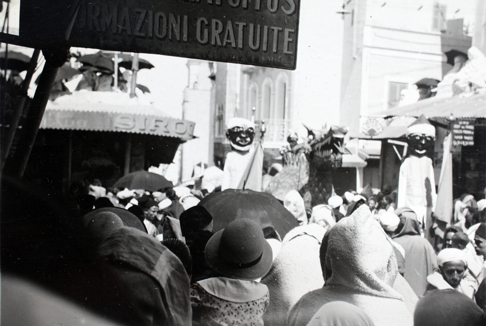 Marokkó, Tanger, 1933, Kieselbach Gyula, bábu, Fortepan #191734