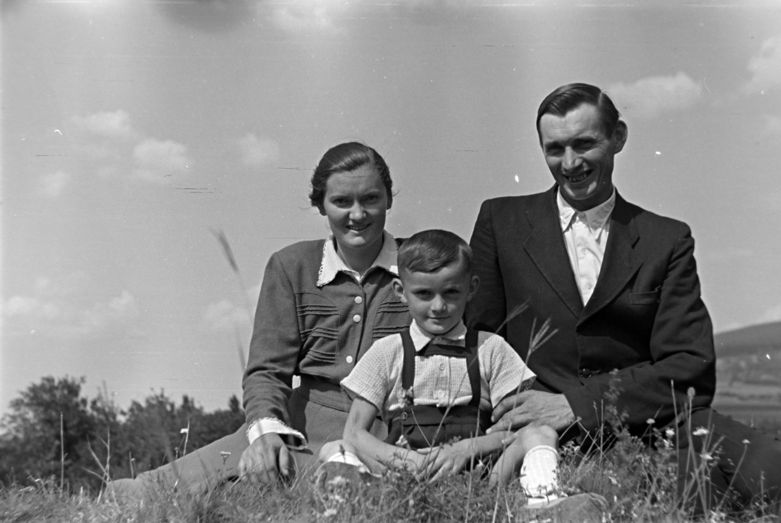 1955, Kriss Géza, family, relaxation, excursion, man, woman, kid, Fortepan #191853