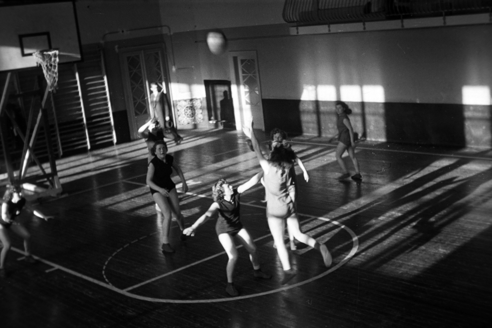 Hungary, Budapest IV., Váci út 77., Tungsram, Kultúrház, tornaterem., 1955, Kriss Géza, Budapest, basketball, Fortepan #191881