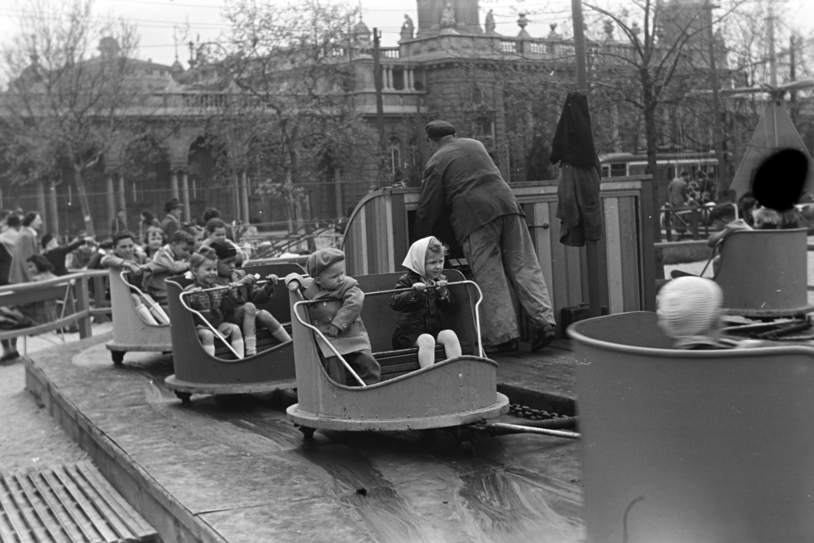 Hungary, Budapest XIV., Kis vidámpark., 1956, Kriss Géza, Budapest, kids, amusement park, Fortepan #191899