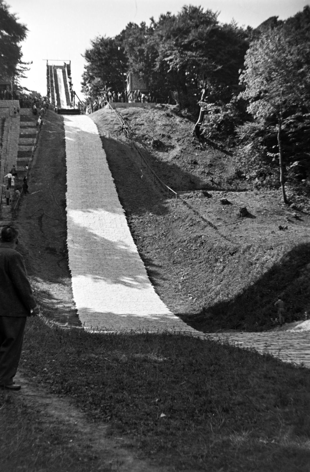 Hungary, Budapest XII., Svábhegy, síugró sánc műanyag borítással., 1958, Kriss Géza, Budapest, ski-jump, Fortepan #191983