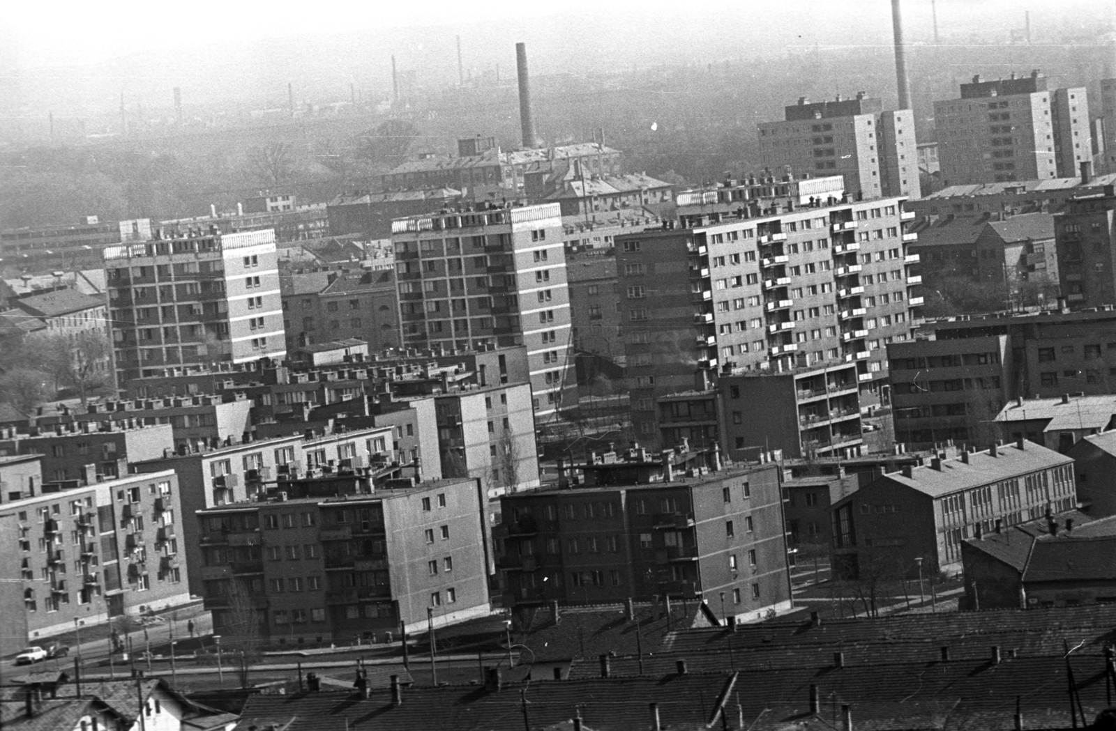 Magyarország, Óbuda, Budapest III., kilátás a Kiscelli Múzeumtól (az egykori Schmidt kastély) a kísérleti lakótelepre., 1971, Kriss Géza, Budapest, Fortepan #192020