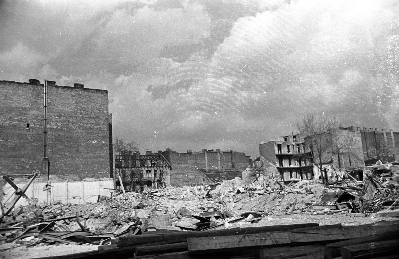 Hungary, Budapest VIII., Szigetvári utca - Losonci utca - Illés utca határolta bontási terület a Práter utca felől nézve., 1972, Kriss Géza, Budapest, Fortepan #192040
