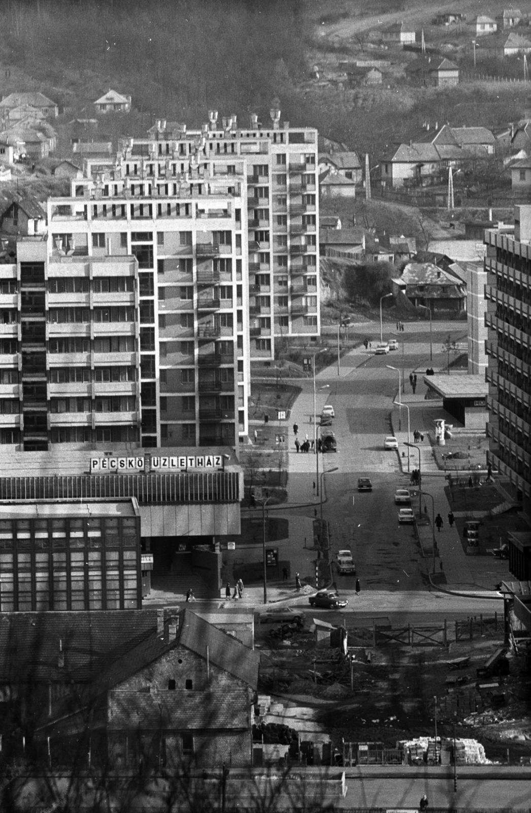 Hungary, Salgótarján, kilátás a Kálvária dombról a Rákóczi út és Pécskő út felé., 1978, Kriss Géza, Fortepan #192054