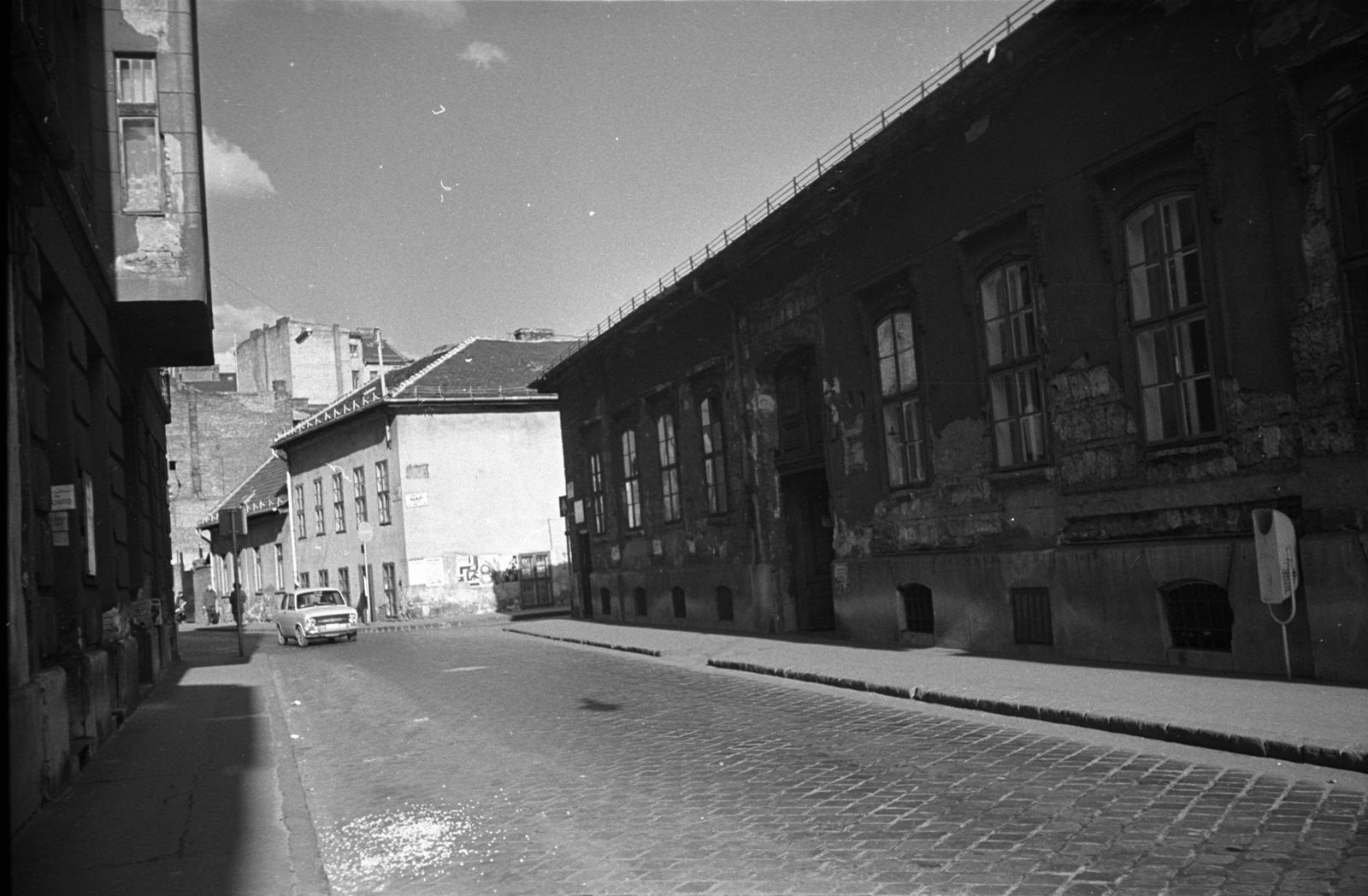 Hungary, Budapest VIII., Futó utca a 25. számú háztól a Nap utca felé nézve., 1979, Kriss Géza, Budapest, Fortepan #192322