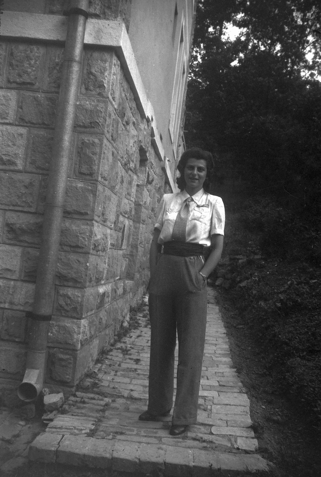 1939, Rothman család, portrait, woman, hands in pockets, Fortepan #19235