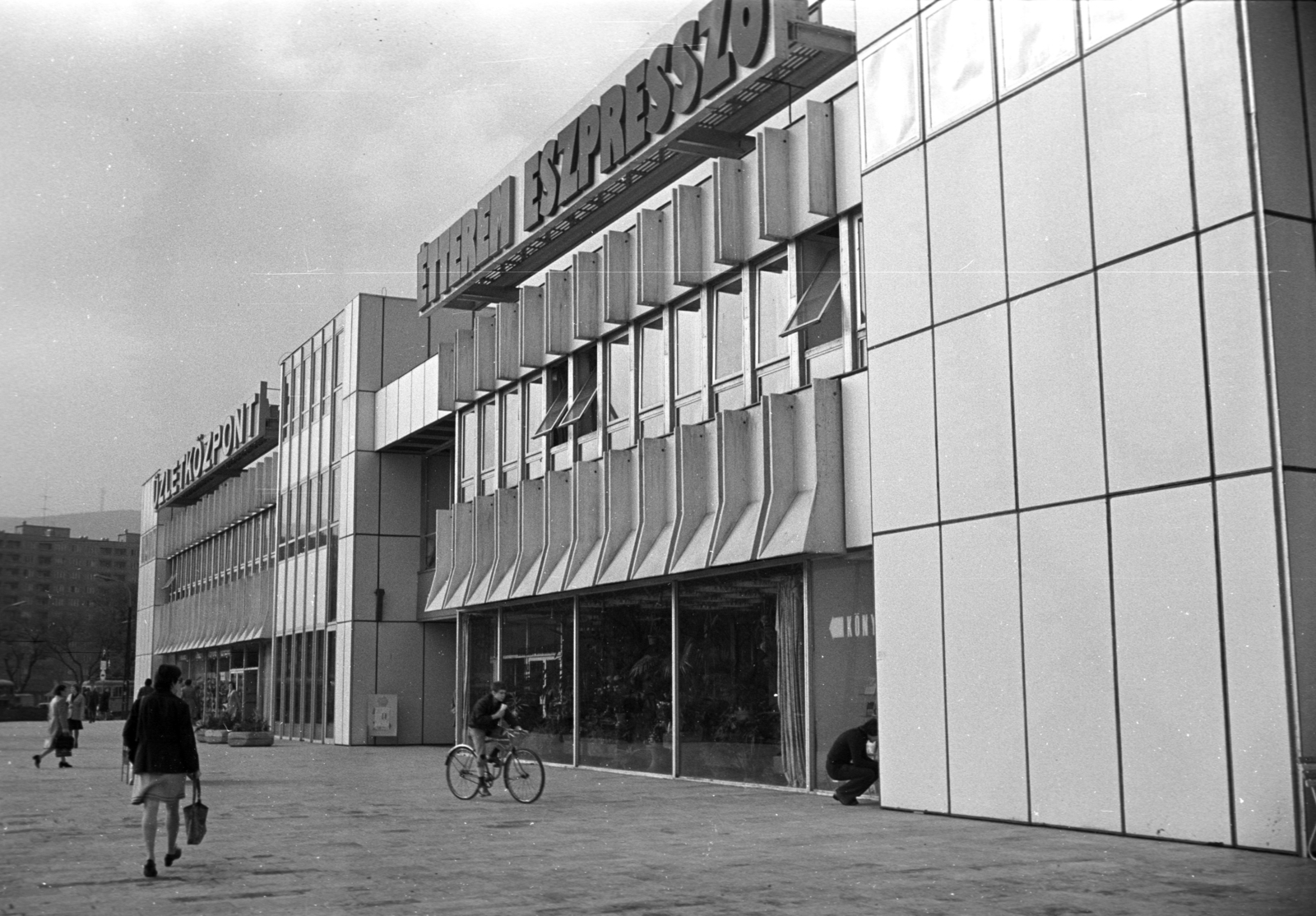 Hungary, Óbuda, Budapest III., Flórián tér, Flórián üzletközpont., 1980, Kriss Géza, Budapest, Fortepan #192539