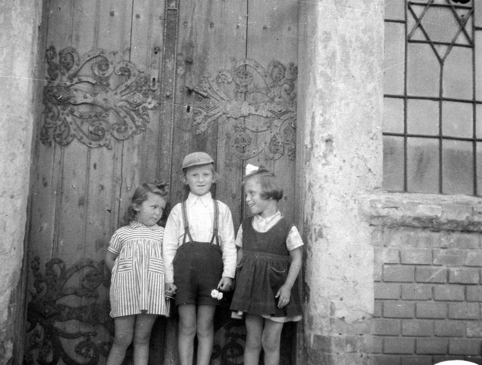 1947, Fortepan, kapu, gyerekek, Dávid csillag, Fortepan #19274