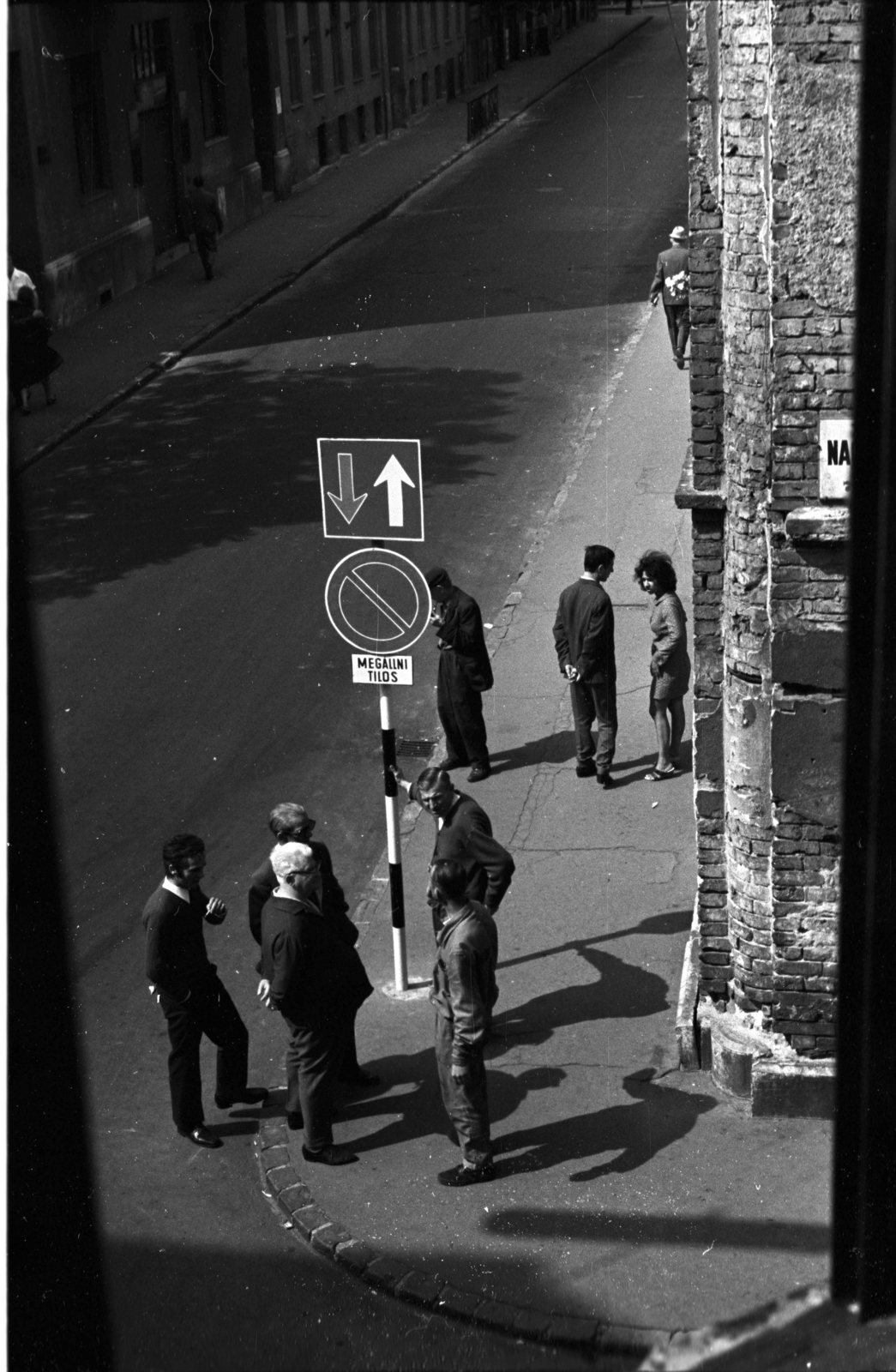 Hungary, Budapest VIII., Práter utca a Nagy Templom utca kereszteződésétől a Futó utca felé nézve. A felvétel a Práter utca 34. számú házból készült., 1966, Kriss Géza, Budapest, Fortepan #192883